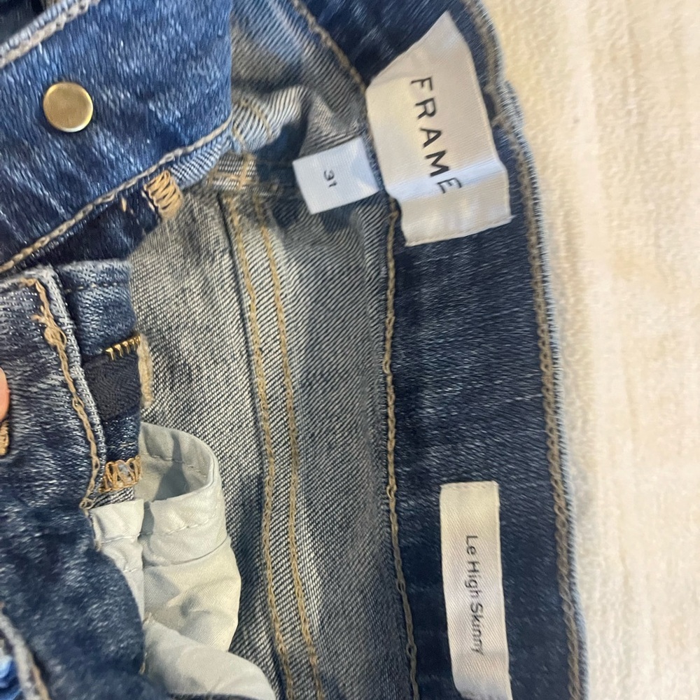 Frame Le High Skinny Jeans